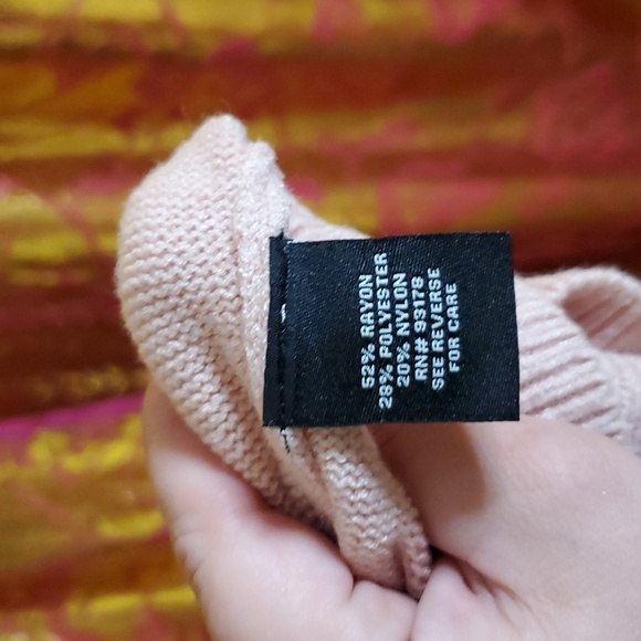 Light baby pink sweater - Picture 12 of 13